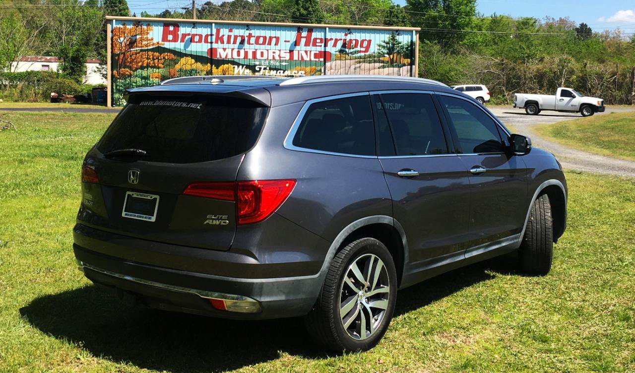 Used 2017 Honda Pilot Elite image 6