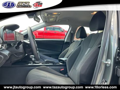 Used 2024 Hyundai Elantra SEL FWD image 14