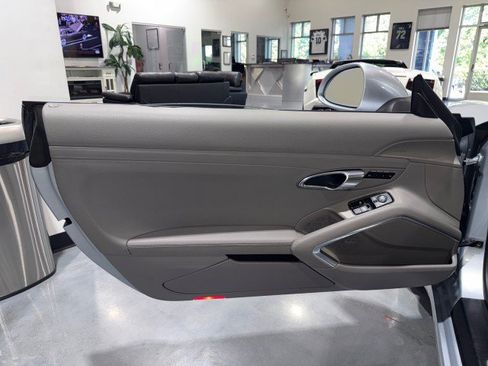 Used 2014 Porsche 911 Carrera S RWD image 45