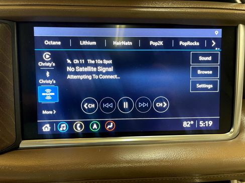 Used 2021 GMC Yukon Denali w/ Denali Premium Package image 26