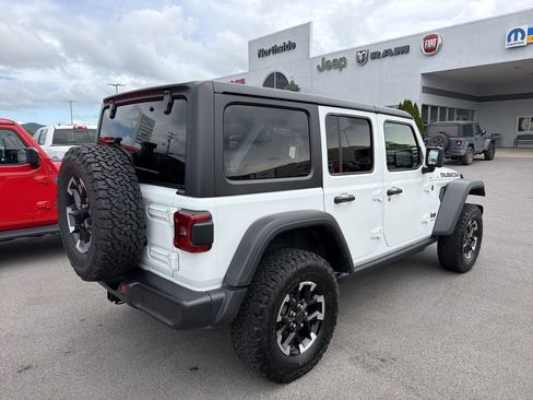 Used 2026 Jeep Wrangler Unlimited Rubicon AWD/4WD image 6