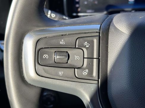 Used 2025 Chevrolet Silverado 1500 LT image 24