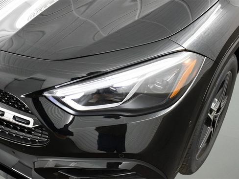 Used 2025 Mercedes-Benz GLA 250 image 5