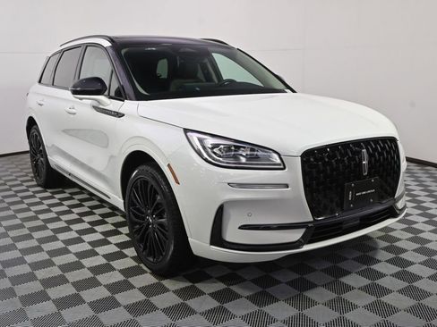 New 2026 Lincoln Corsair Reserve w/ Jet Appearance Package AWD/4WD image 9