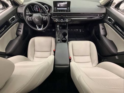 Used 2024 Honda Civic EX-L image 17