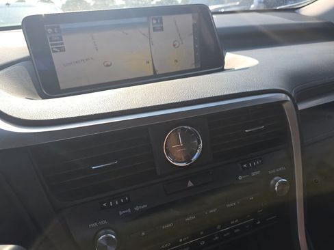 Used 2019 Lexus RX 350L FWD image 11