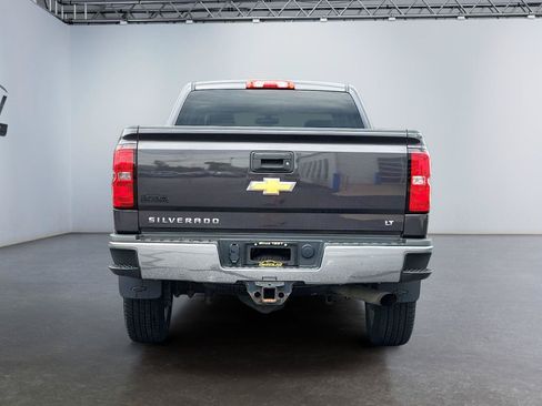 Used 2015 Chevrolet Silverado 2500 LT w/ LT Convenience Package AWD/4WD image 4