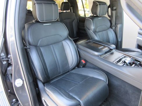Used 2023 Jeep Grand Wagoneer Series II w/ Premium Group II AWD/4WD image 31