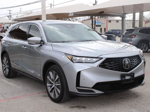 Used 2025 Acura MDX SH-AWD w/Technology Package image 2