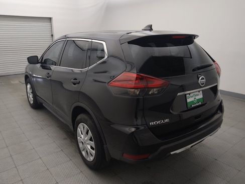 Used 2020 Nissan Rogue S FWD image 5