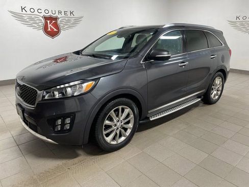 Used 2017 Kia Sorento SX image 3