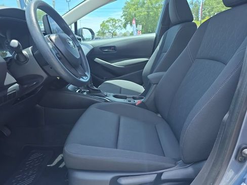 Used 2024 Toyota Corolla LE FWD image 11