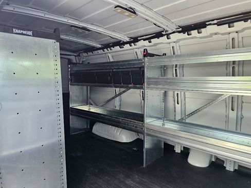 New 2025 GMC Savana 2500 Extended w/ Driver Convenience Package image 21