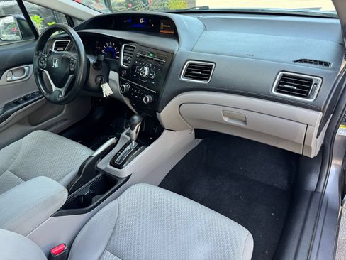 Used 2014 Honda Civic LX image 19
