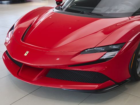 Used 2022 Ferrari SF90 Stradale image 47