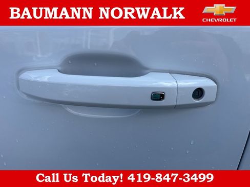 Used 2024 GMC Sierra 1500 AT4X image 11