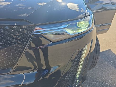 Certified 2024 Cadillac XT6 Sport image 32