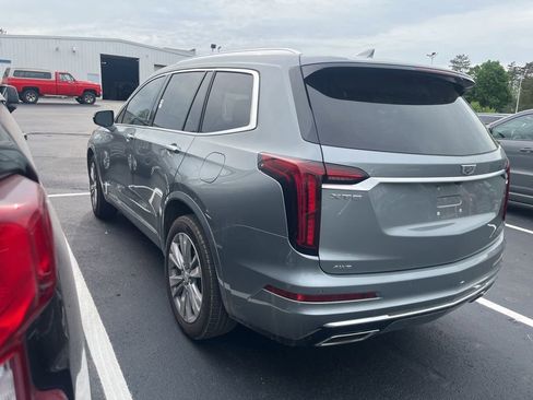 Used 2024 Cadillac XT6 Premium Luxury w/ LPO, Floor Liner Package AWD/4WD image 5