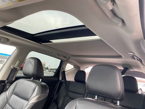 Used 2023 Nissan Murano Platinum image 16