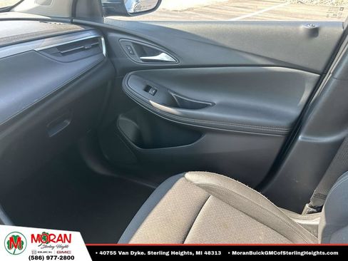 Certified 2024 Buick Encore GX Preferred FWD image 28