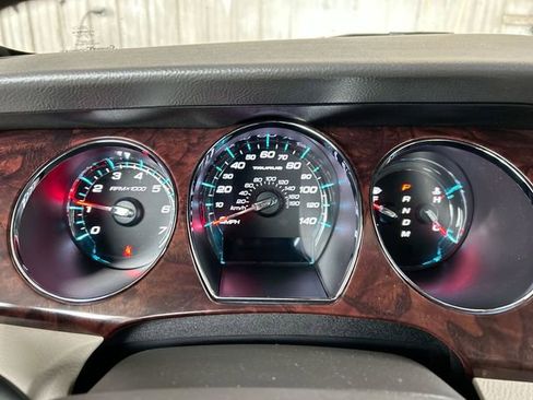 Used 2012 Ford Taurus SEL image 11