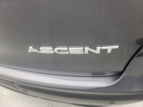 Used 2025 Subaru Ascent Premium AWD/4WD image 12