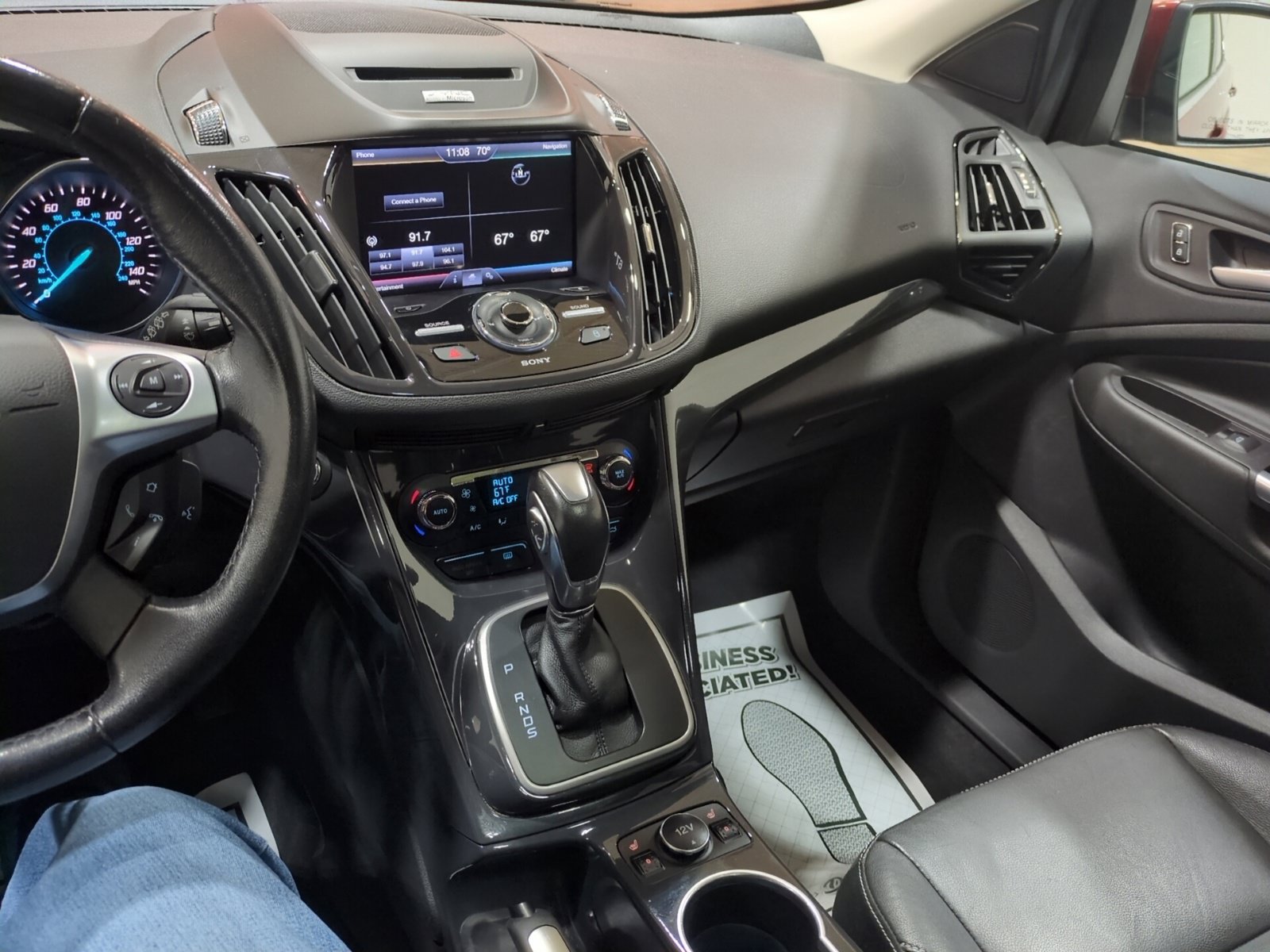 Used 2014 Ford Escape Titanium w/ Equipment Group 401A FWD image 25