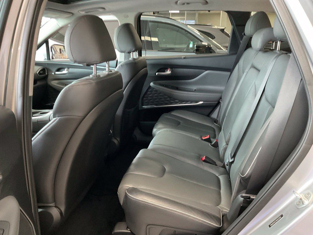 Used 2022 Hyundai Santa Fe Limited FWD image 23