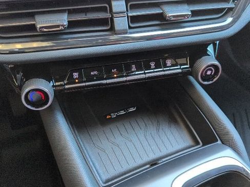 New 2026 Chevrolet Equinox EV RS image 27