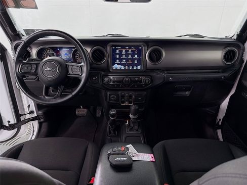 Used 2021 Jeep Wrangler Unlimited Sport AWD/4WD image 26