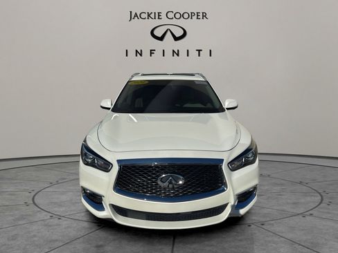 Certified 2020 INFINITI QX60 Luxe w/ Essential Package image 6