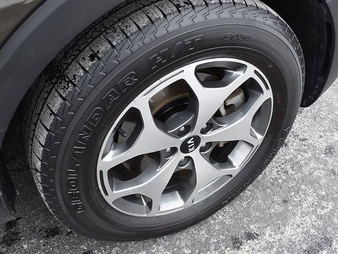 Used 2020 Kia Telluride EX w/ Towing Package image 11