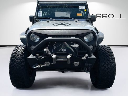 Used 2016 Jeep Wrangler Sport w/ Connectivity Group AWD/4WD image 8
