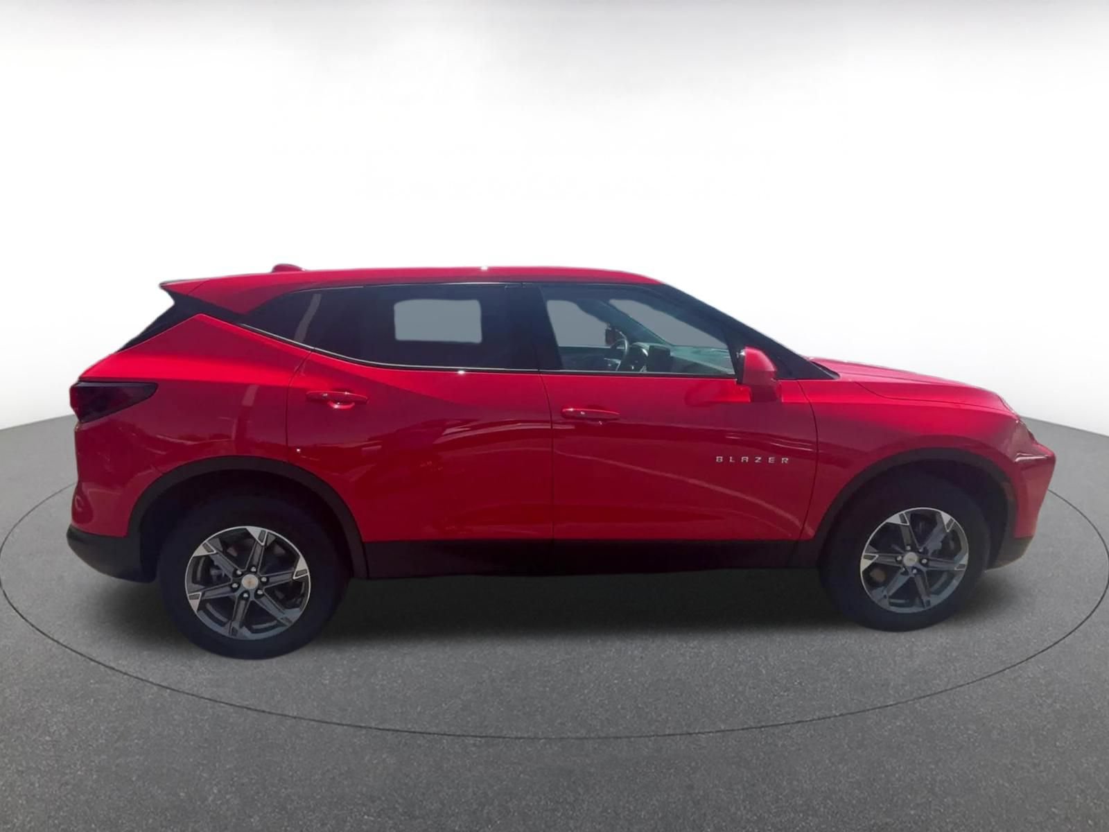 Used 2026 Chevrolet Blazer LT AWD/4WD image 15