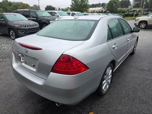 Used 2006 Honda Accord EX image 5