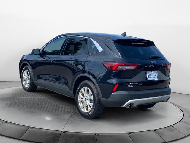 Used 2023 Ford Escape Active FWD image 3