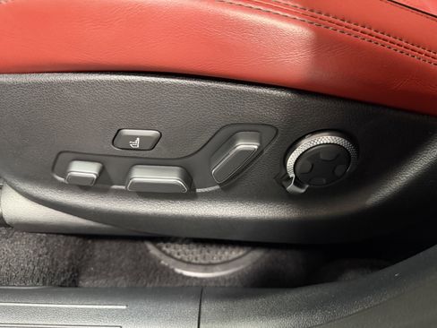 Used 2023 Genesis GV70 3.5T Sport w/ Sport Prestige Package image 18