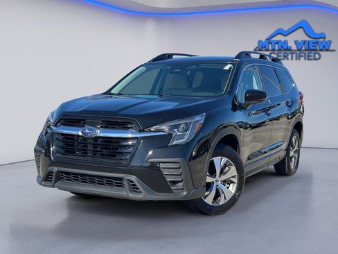 Used 2024 Subaru Ascent Premium w/ Convenience Package image 2