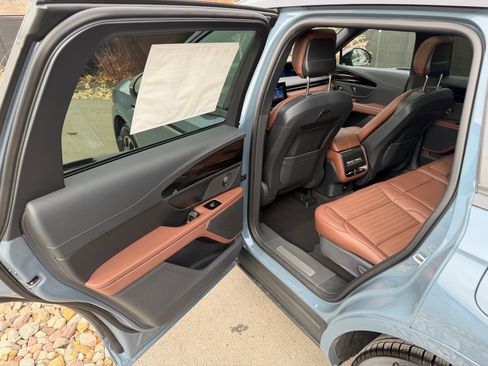 New 2026 Lincoln Nautilus Reserve image 19