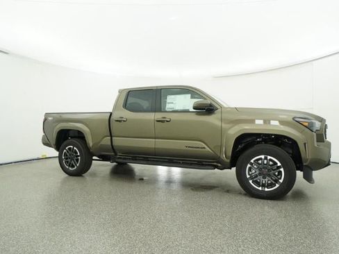 New 2025 Toyota Tacoma TRD Sport image 28