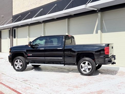 Used 2016 Chevrolet Silverado 2500 LTZ w/ Duramax Plus Package AWD/4WD image 4