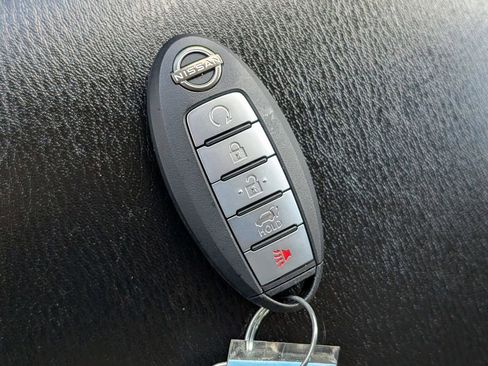 Used 2023 Nissan Armada SL w/ Captain's Chairs Package image 34