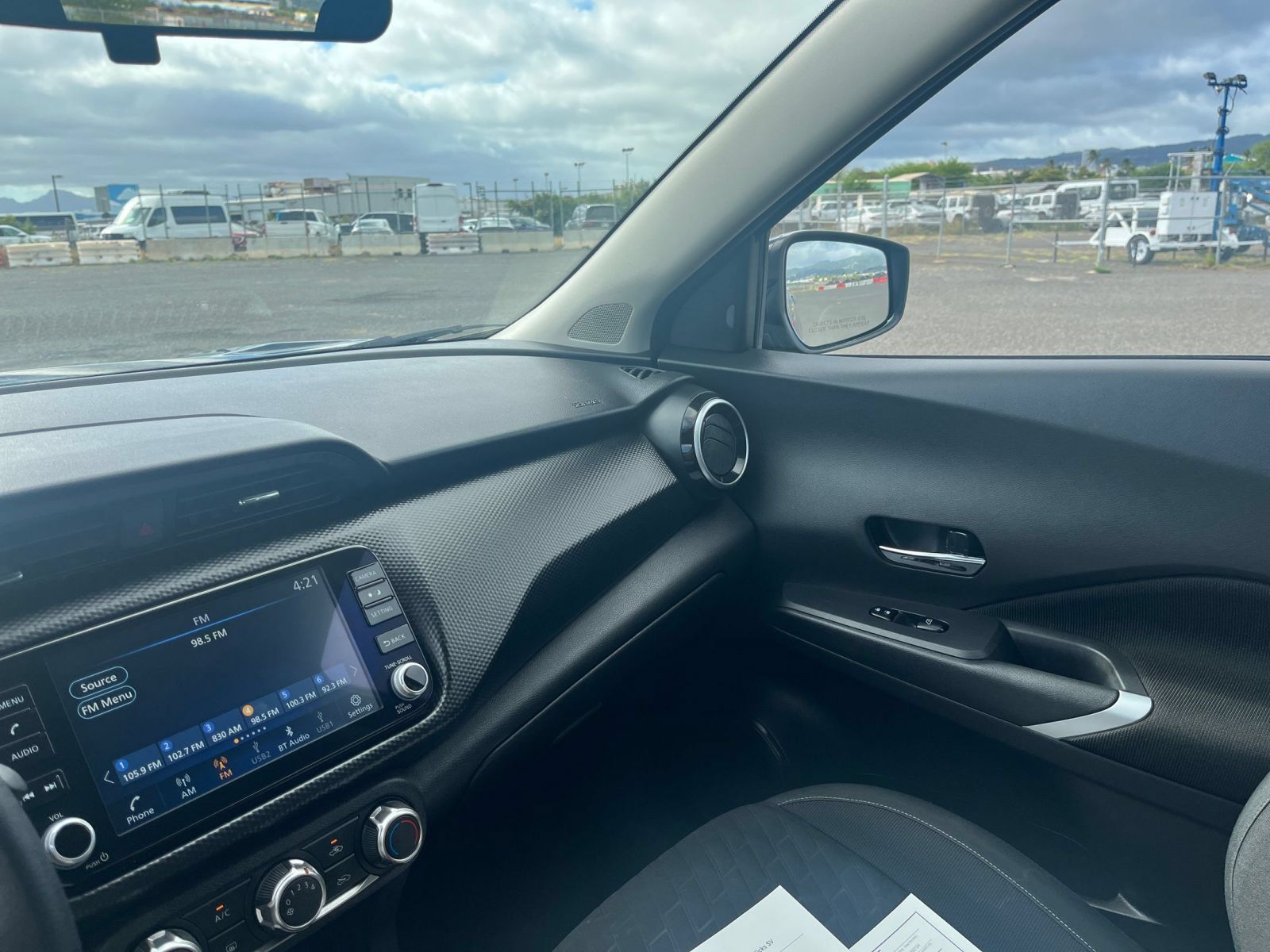 Used 2024 Nissan Kicks SV FWD image 29