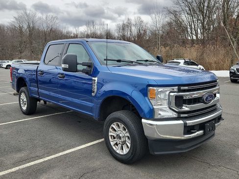 Used 2022 Ford F250 XLT w/ Snow Plow Prep Package image 3