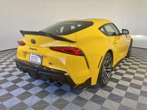 Used 2021 Toyota Supra w/ Safety & Technology Package RWD image 5
