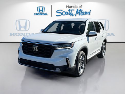 New 2025 Honda Pilot EX-L image 3