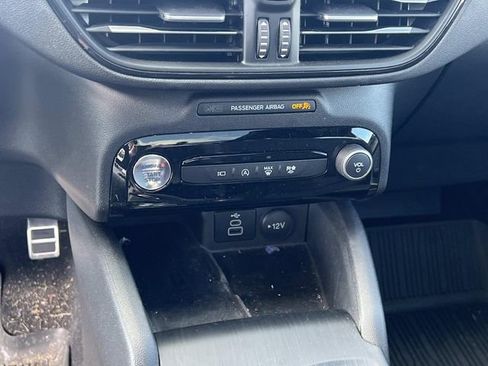 Certified 2024 Ford Escape ST-Line Select w/ Tech Pack #2 image 10