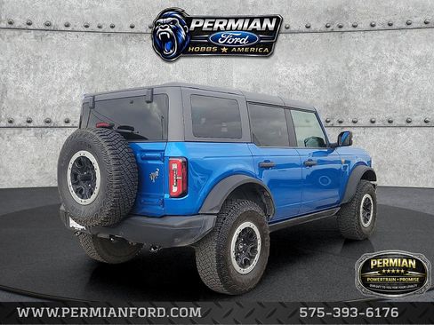 Used 2024 Ford Bronco Badlands image 4