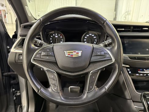 Used 2020 Cadillac XT5 Sportv AWD/4WD image 16