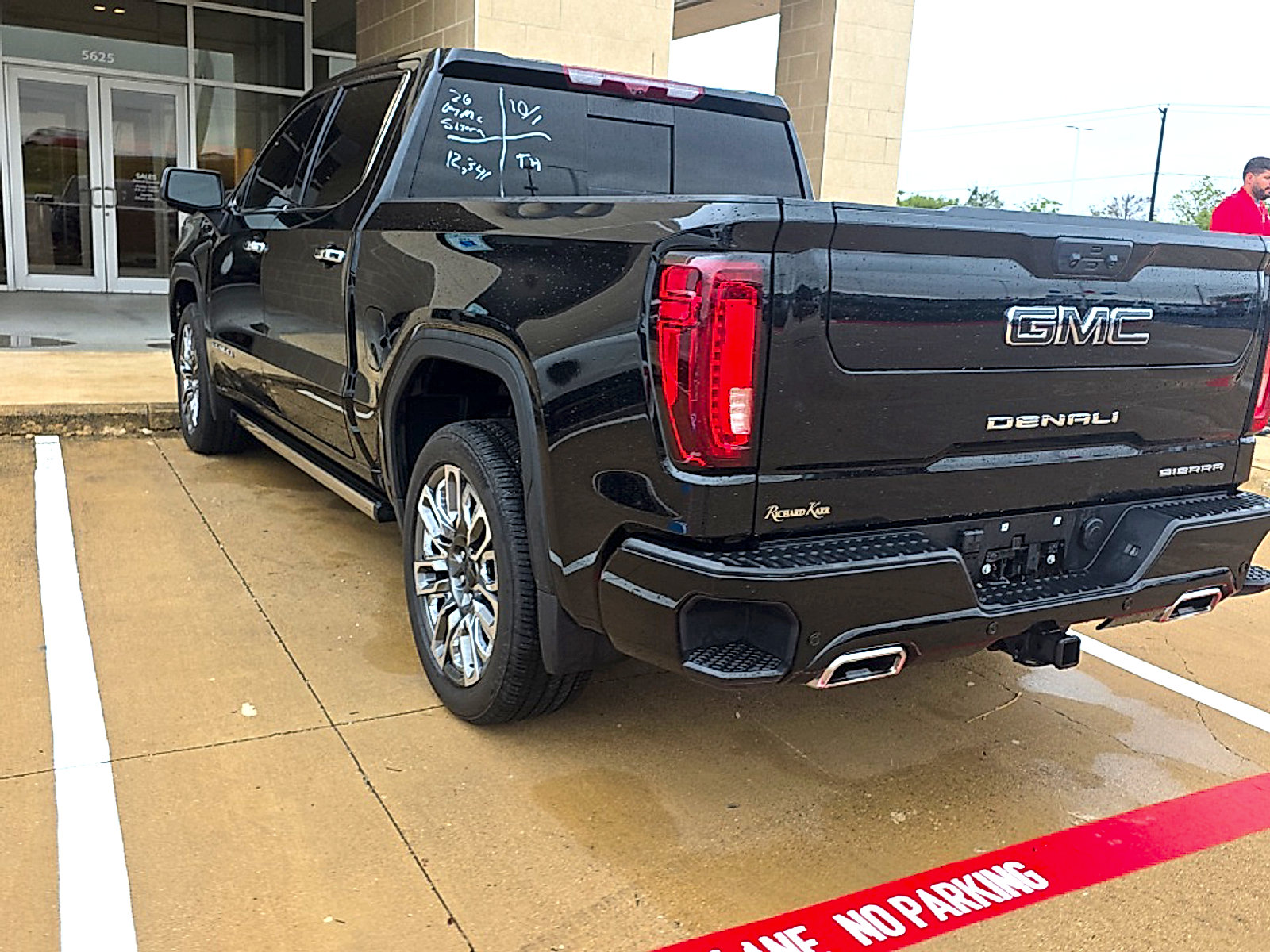 Used 2026 GMC Sierra 1500 Denali Ultimate AWD/4WD image 17